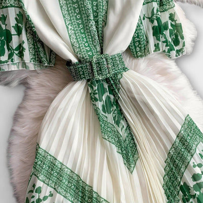 Sukienka inspirowana stylem vintage