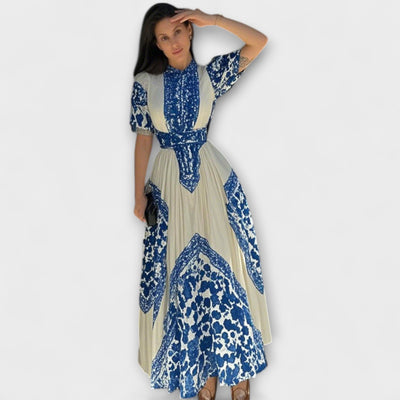 Sukienka inspirowana stylem vintage