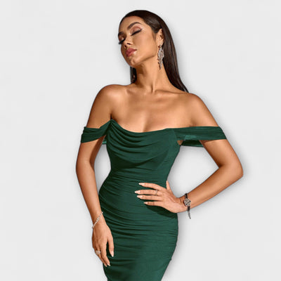 Sukienka bodycon z marszczeniami na ramionach
