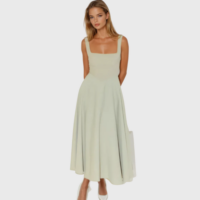 Elegancka sukienka bez rękawów