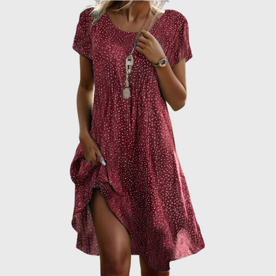 Elegancka sukienka w kwiaty w stylu boho