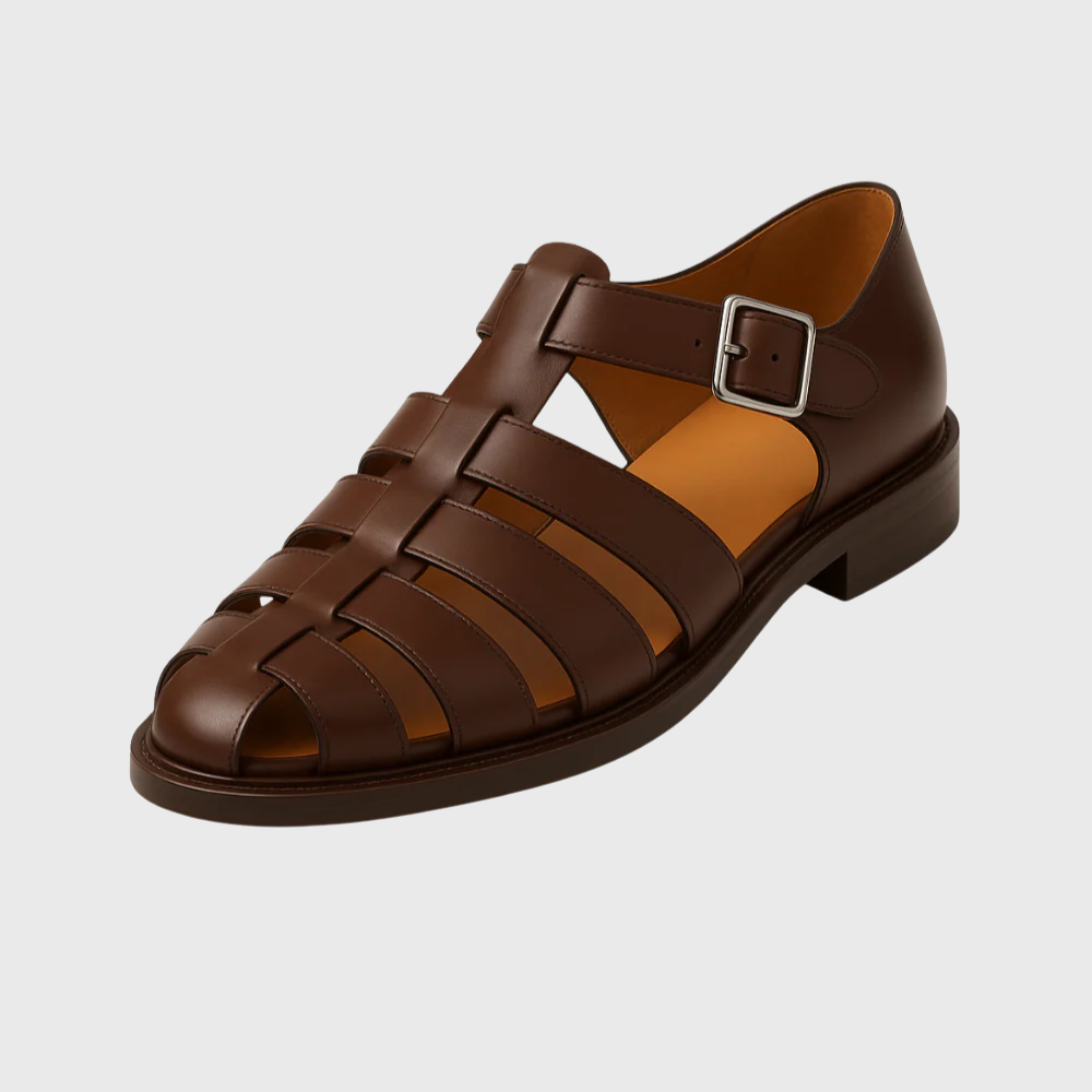 Zamknięte sandały z elegancką klamrą