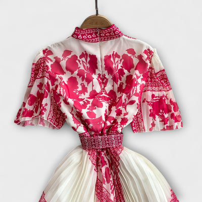 Sukienka inspirowana stylem vintage